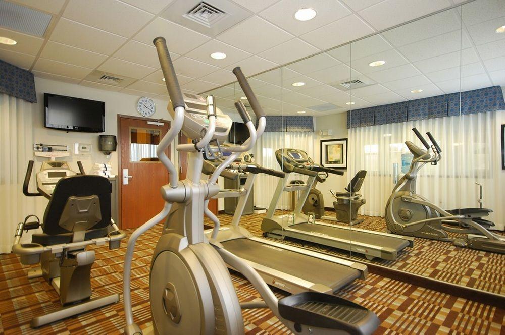 Holiday Inn Express And Suites Kittanning, An Ihg Hotel エクステリア 写真