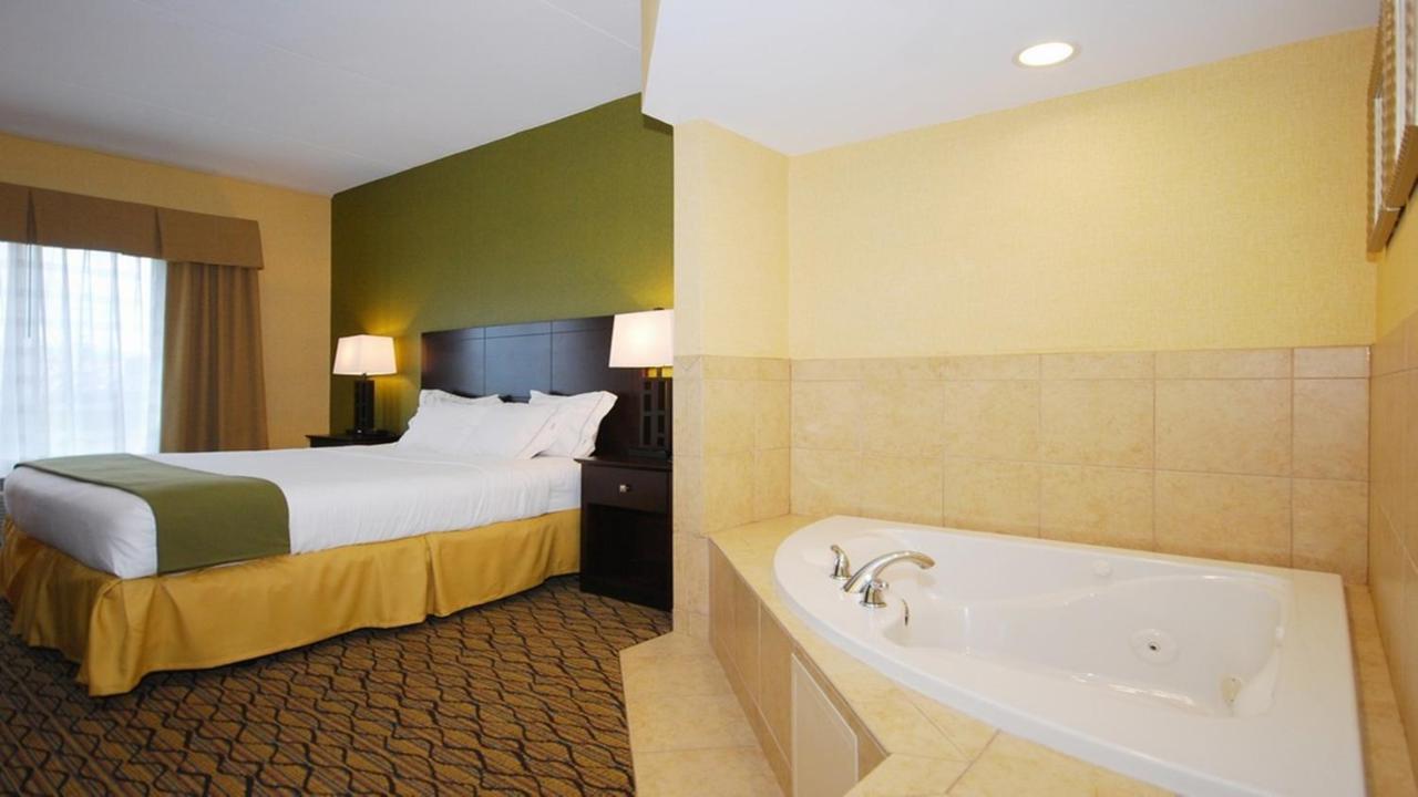 Holiday Inn Express And Suites Kittanning, An Ihg Hotel エクステリア 写真