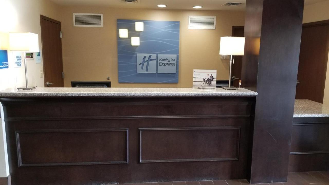 Holiday Inn Express And Suites Kittanning, An Ihg Hotel エクステリア 写真