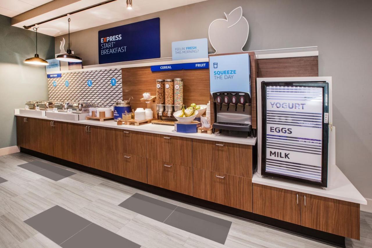 Holiday Inn Express And Suites Kittanning, An Ihg Hotel エクステリア 写真